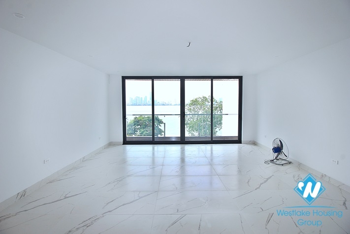 Brand new and lake view 3 bedrooms house for rent in Tu Hoa st, Tay Ho